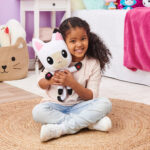 Gabby’s Dollhouse Talking Pandy - Image 4
