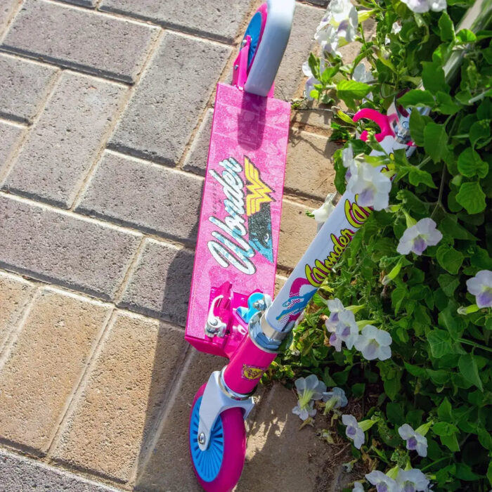 Spartan WonderWoman Folding Scooter - Image 4