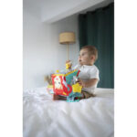 Sophie La Girafe -Fresh Touch Sensory Cube - Image 8